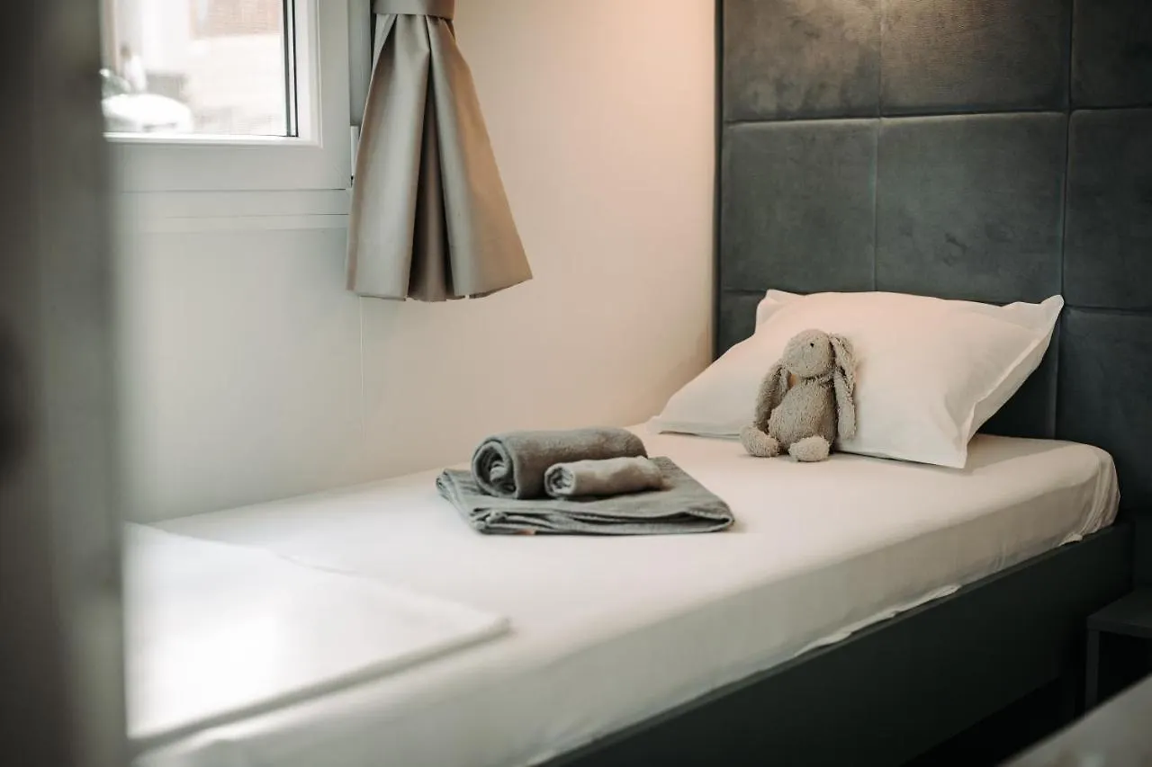 Vakantiehuis Sea House Pool & Jacuzzi, Bikes, Sup - Privilege Point Camping & Villas Selce Kroatië