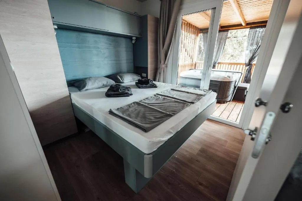 Sea House Pool & Jacuzzi, Bikes, Sup - Privilege Point Camping & Villas Selce 0*,