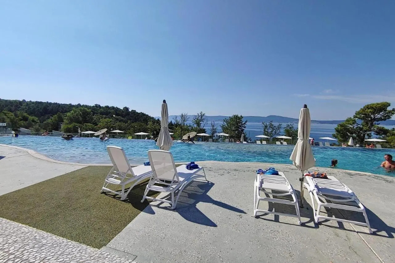 Sea House Pool & Jacuzzi, Bikes, Sup - Privilege Point Camping & Villas Selce Vakantiehuis