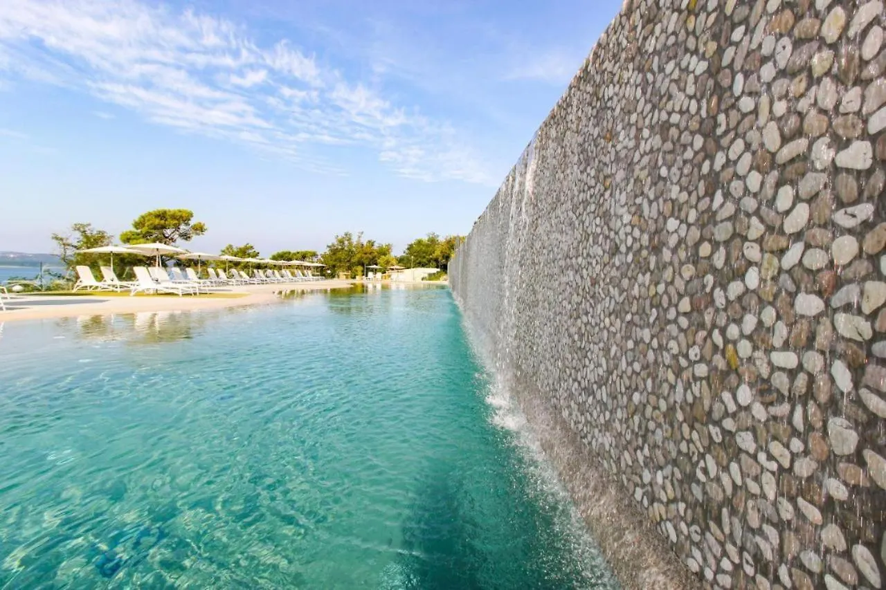 Vakantiehuis Sea House Pool & Jacuzzi, Bikes, Sup - Privilege Point Camping & Villas Selce Kroatië